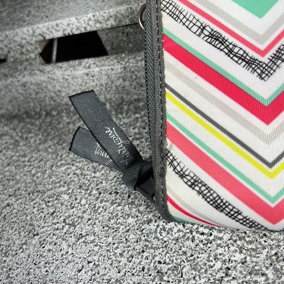 Thirty-One Chevron Wallet - Multicolor - Picture 4 of 5